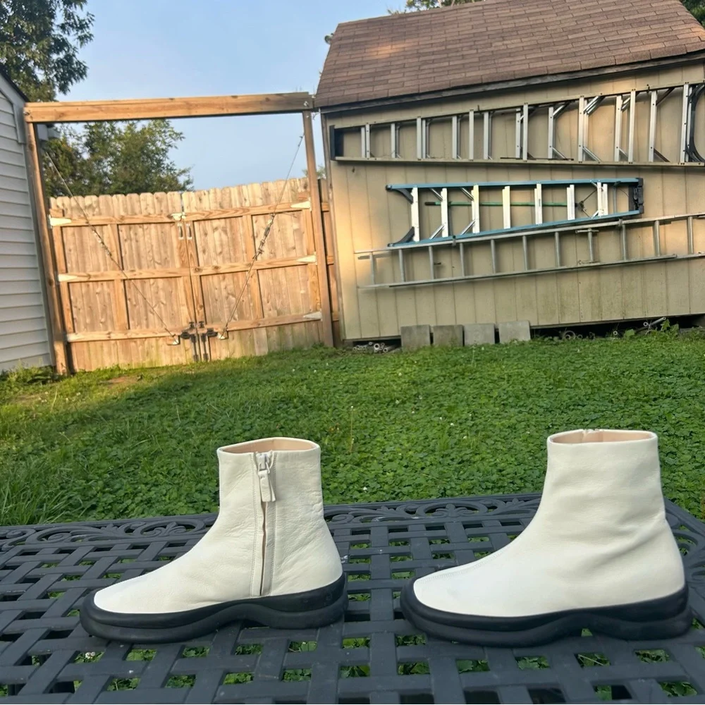 The Row Town Leather Zip Boot Milk White‎ size 36